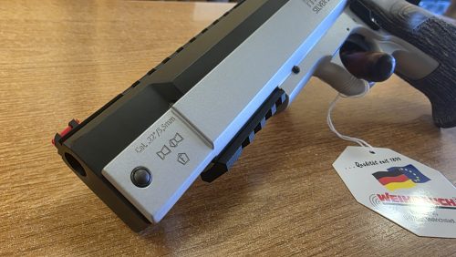 877a763a-a43d-4c0f-9deb-db0890a60112