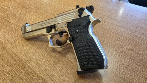 92fbb561-e204-4fa5-b01e-7d2997d1c29b