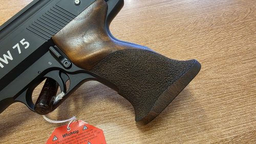 acad7aaf-2836-4d50-b58c-59794761e9f8