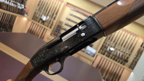 20e2b7b8-c8f4-4ae8-a843-a0da86c510e2