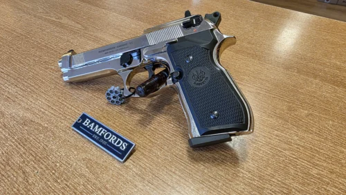 e680a6f2-63d9-46d6-ab91-8fa1e269f76e