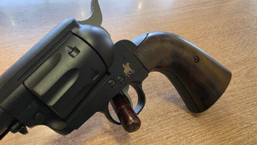 98bf8e3b-95ff-4d65-b379-b19d270fbdeb