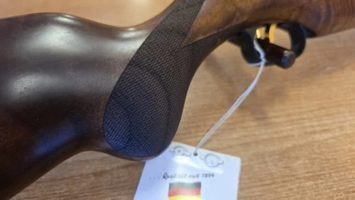 b18a6de1-0142-4b58-bf31-e27033d04fa3